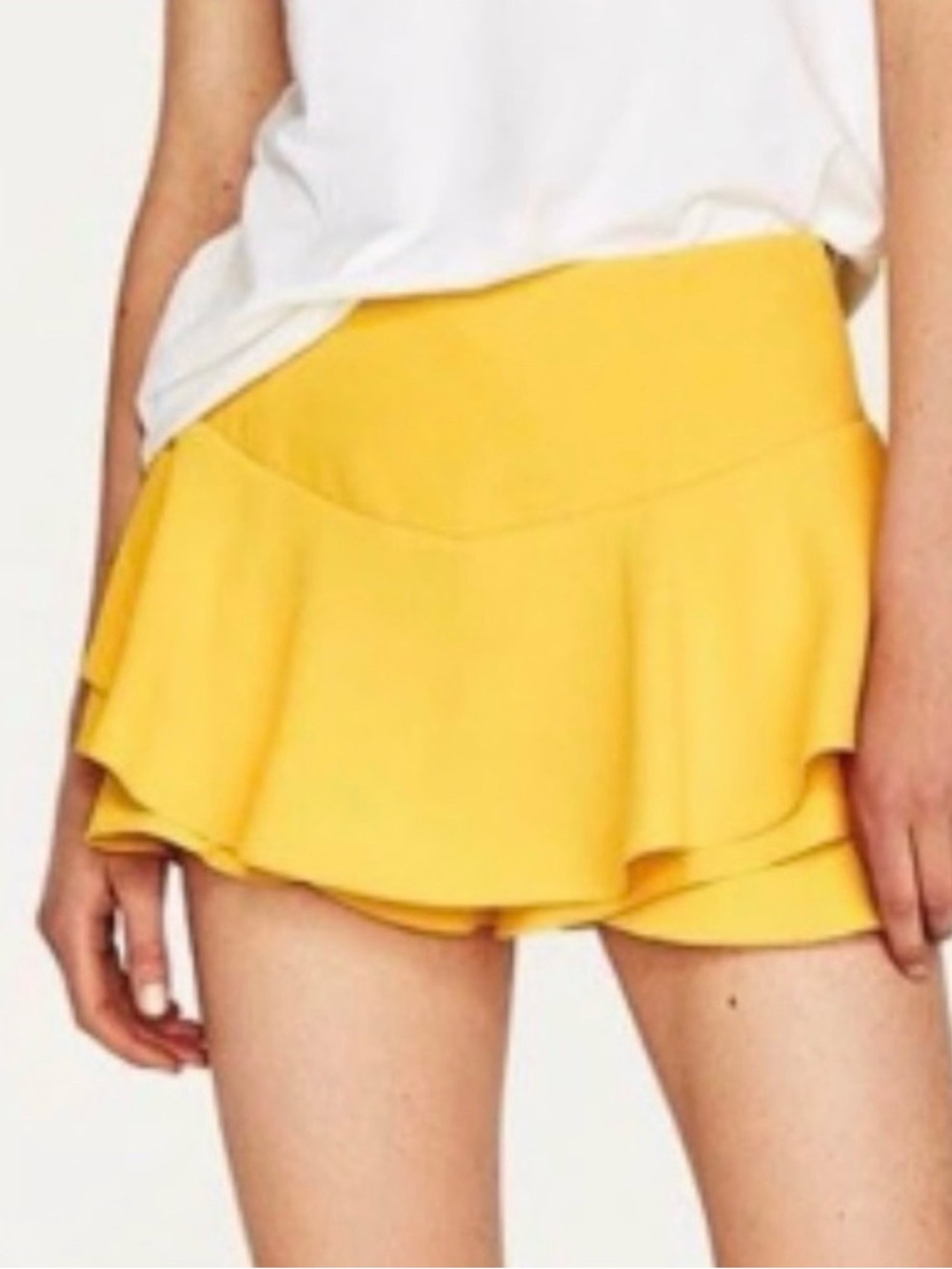 Zara Woman, Yellow Ruffle Skort, Size XS